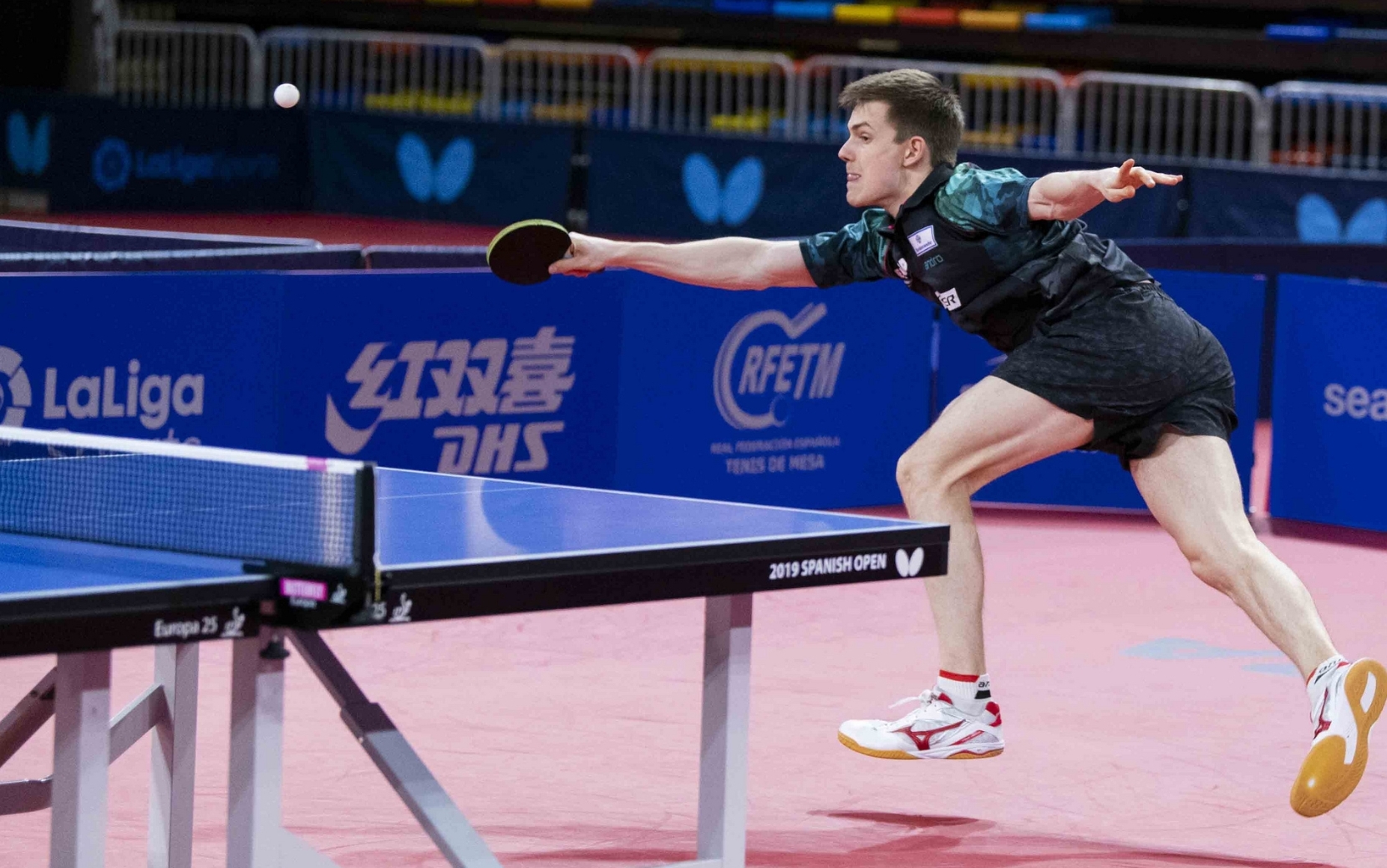 Tischtennisspiel Tischtennisspiel