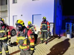 Sand: Brand in Mehrfamilienhaus Foto: Michael Will / BRK